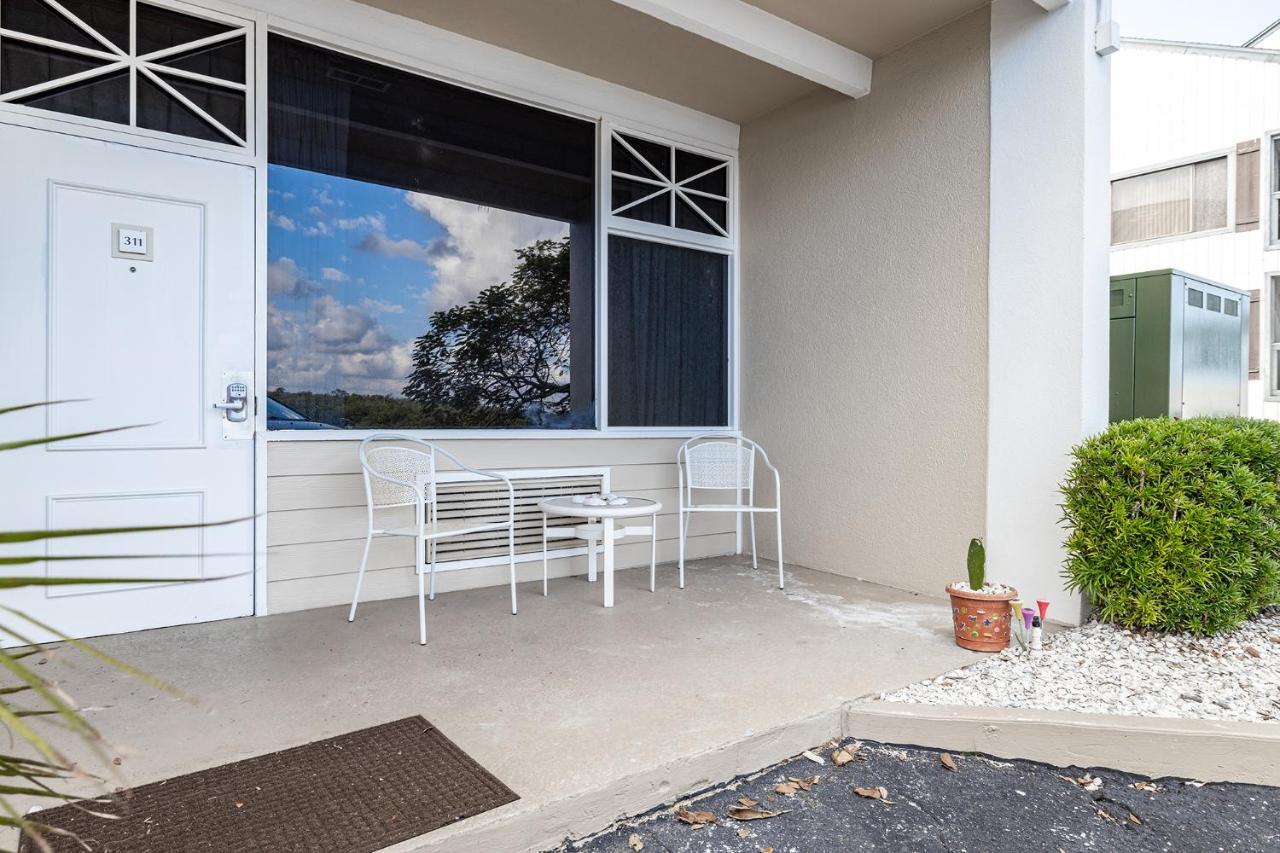 The Artful Nook Apartment Ruskin Exterior photo