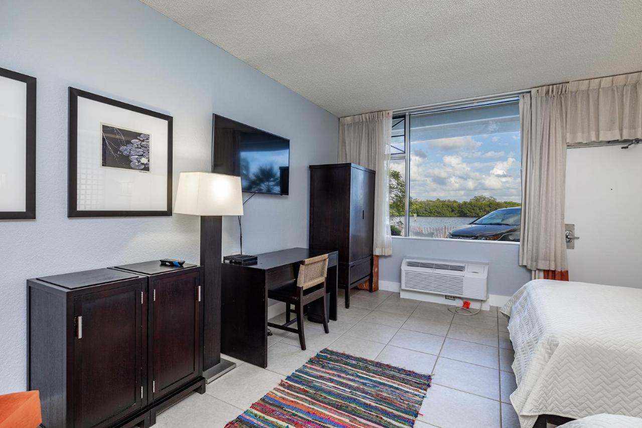 The Artful Nook Apartment Ruskin Exterior photo