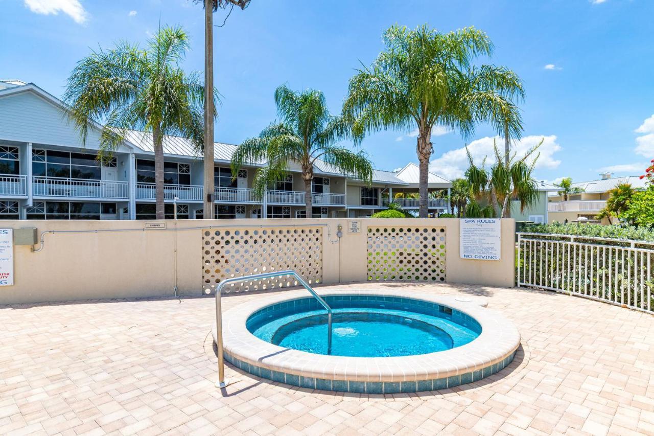 The Artful Nook Apartment Ruskin Exterior photo